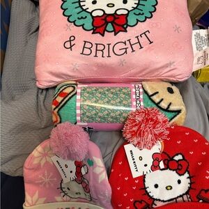 Hello Kitty Pink and Red Blanket Set